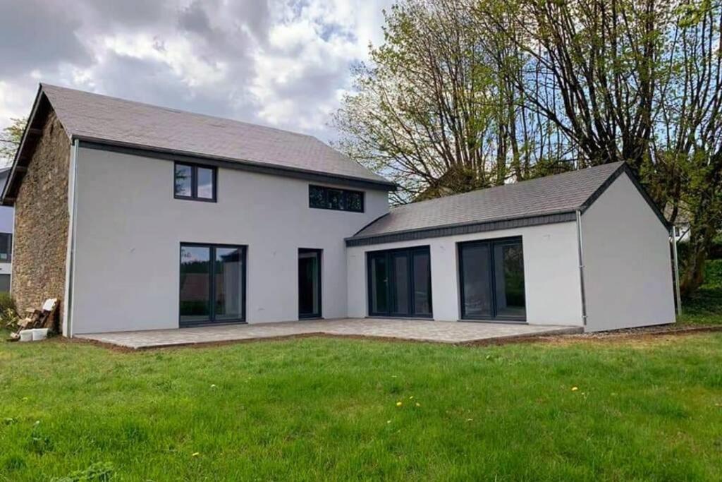 Magnifique Maison Ardennaise Avec Sauna & Jacuzzi * Houffalize